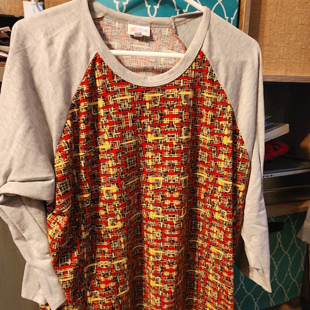 LulaRoe Top